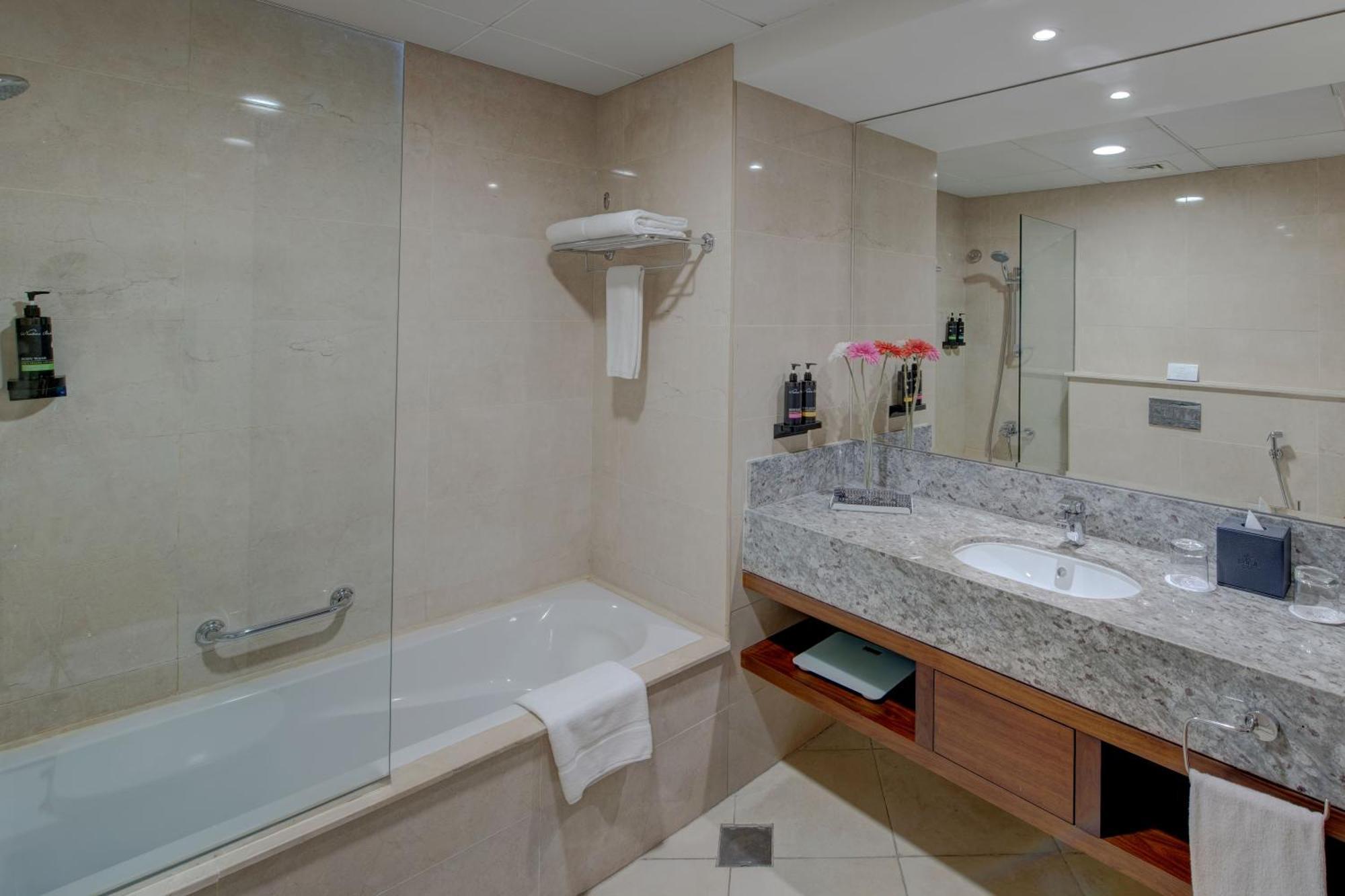Suha Creek Hotel Apartment, Waterfront Jaddaf, דובאי מראה חיצוני תמונה